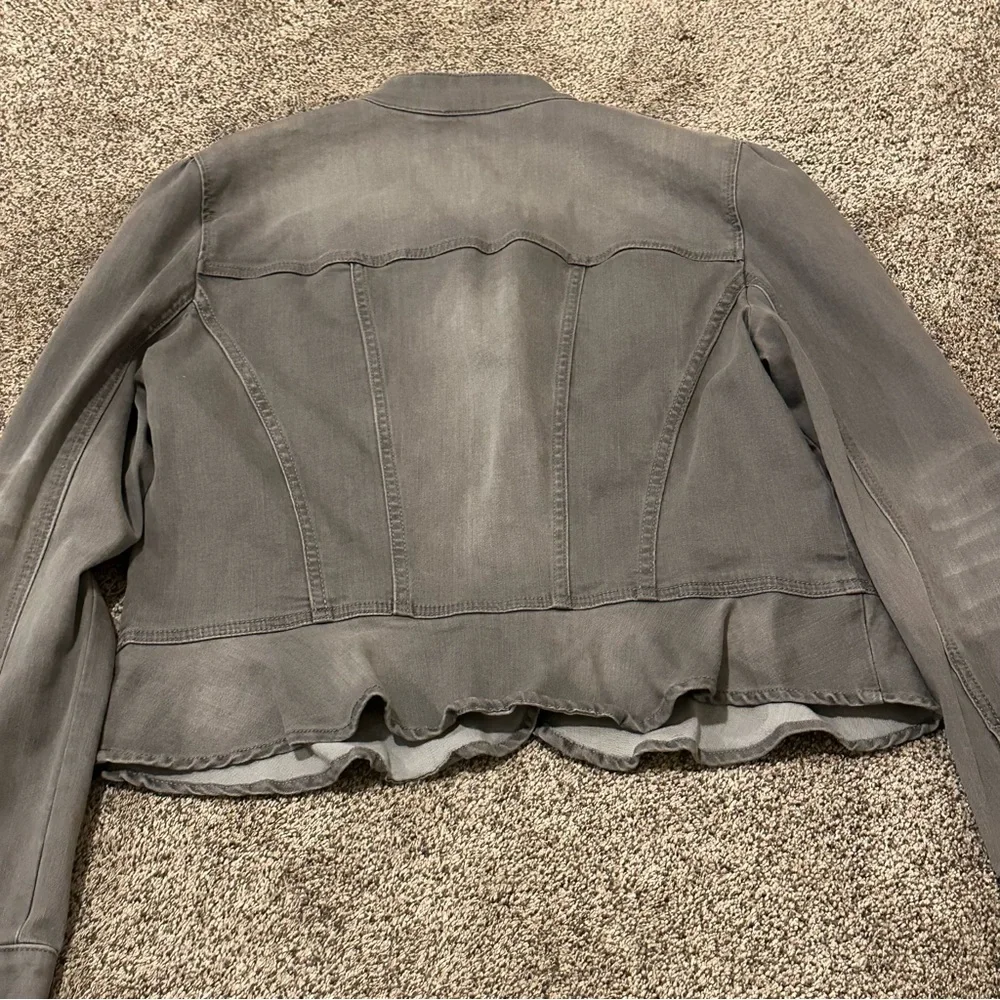 Sold - Picture 6 of 9